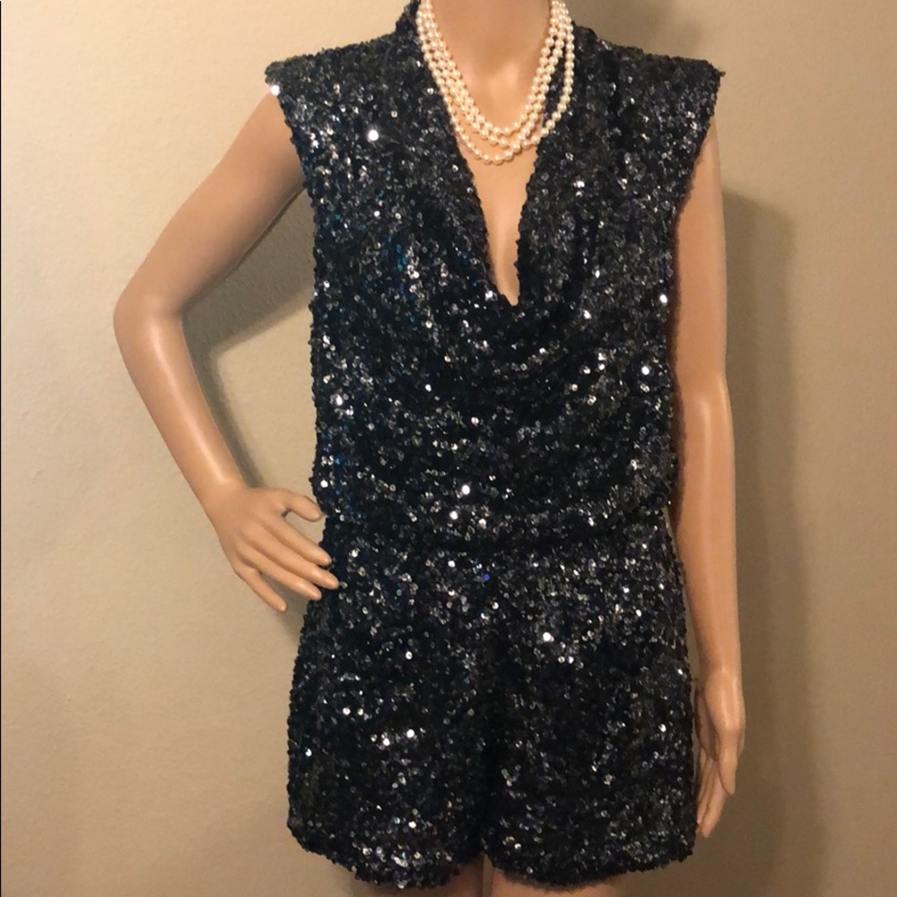 🔥🔥 HOST PICK 🔥🔥 hot 🔥Sequin Romper